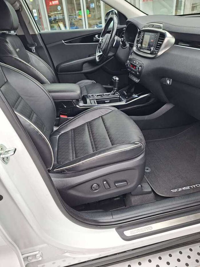 Kia Sorento Sorento Diesel 2.2 CRDi 4WD Aut.GT Line Navi...