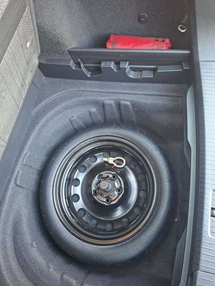 Volkswagen Golf Variant Golf VII Variant Diesel 1.6 TDI Sound Sondermodell