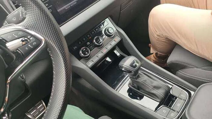 SKODA Karoq Karoq 1.5 TSI ACT DSG Sportline