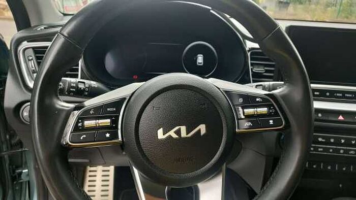 Kia Ceed SW / cee'd SW Ceed SW 1.5 T-GDI DCT7 Platinum AHZV