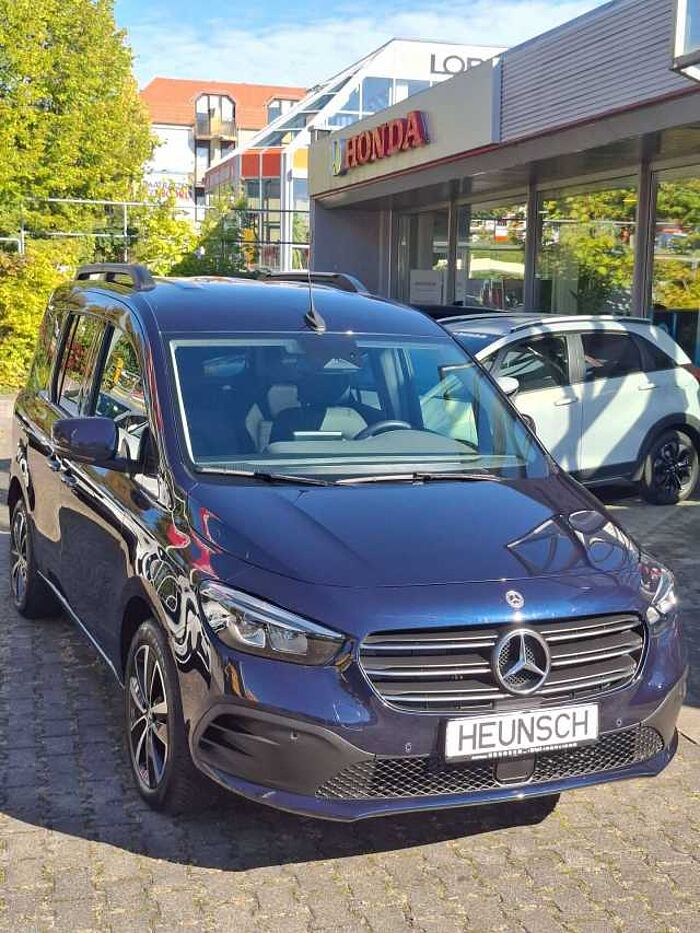 Mercedes-Benz T-Klasse 180 standard Edition (420.863)